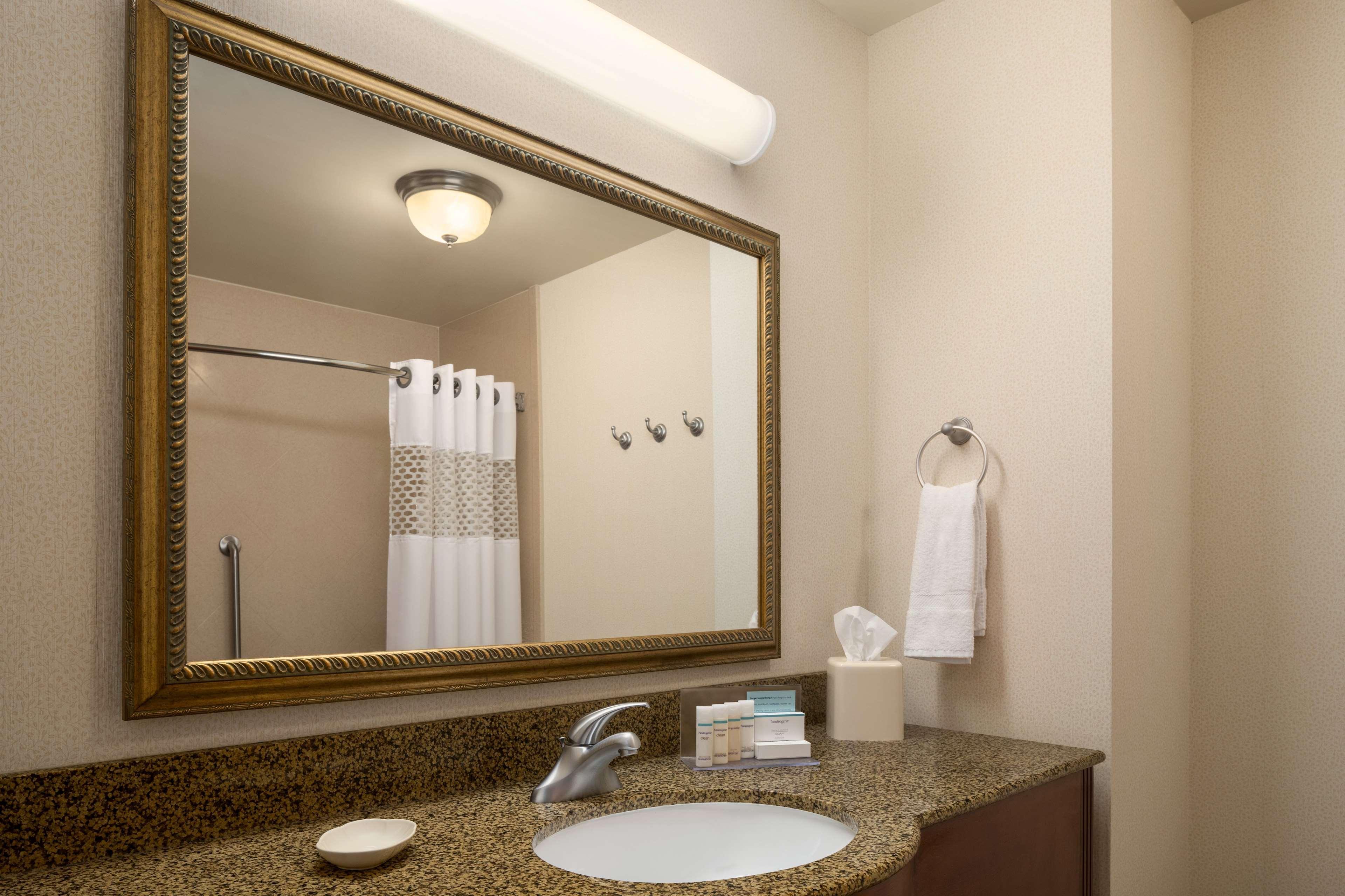 Hampton Inn Belle Vernon Extérieur photo