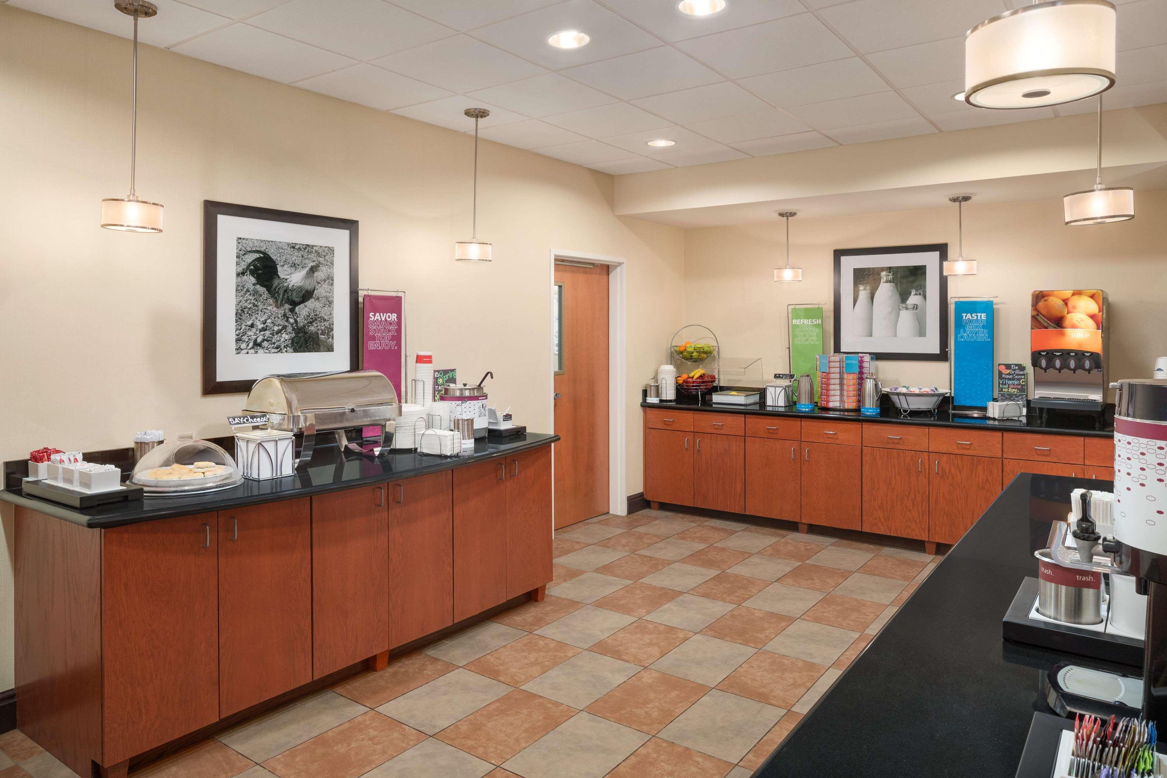 Hampton Inn Belle Vernon Extérieur photo