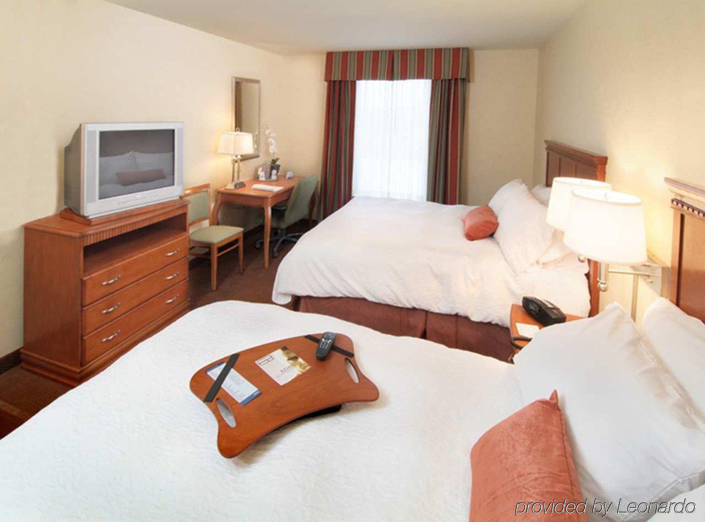 Hampton Inn Belle Vernon Extérieur photo