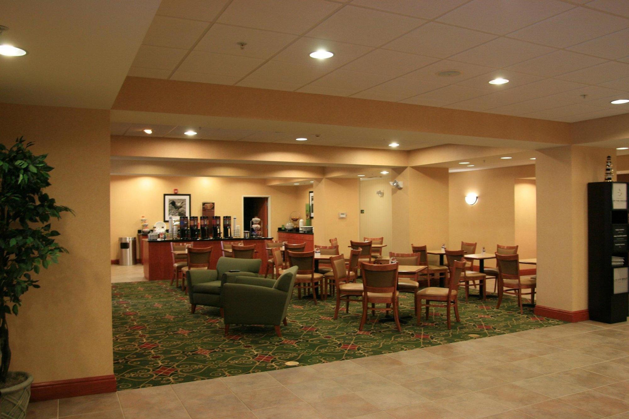 Hampton Inn Belle Vernon Extérieur photo